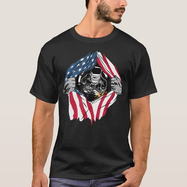 American Flag Welder Patriotic Usa 4Th Of July T-Shirt (Front)