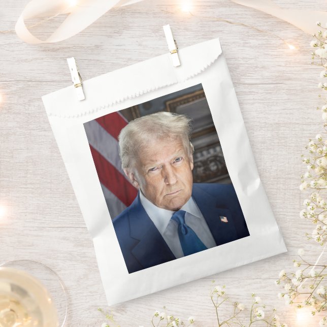 American President Donald Trump Photo 2025 Favour Bag (Clipped)