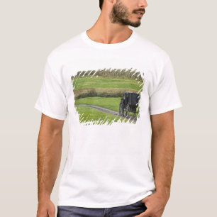 Amish buggy on farm lane, Northeastern Ohio, T-Shirt