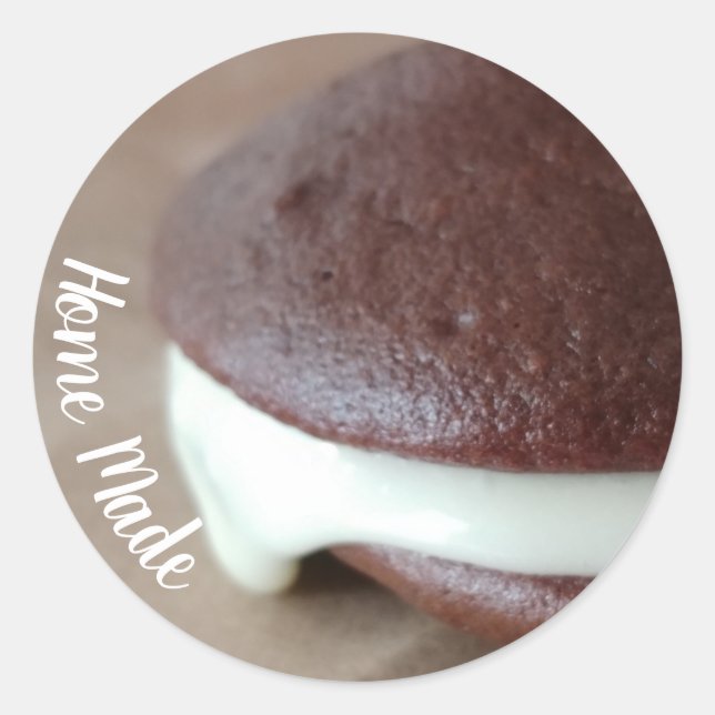 Amish Whoopie Pie Chocolate Classic Round Sticker (Front)