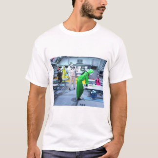 Among Us Hd - Art Print T-Shirt