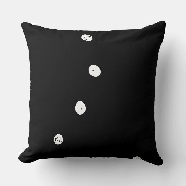 Amora a cushion (Front)