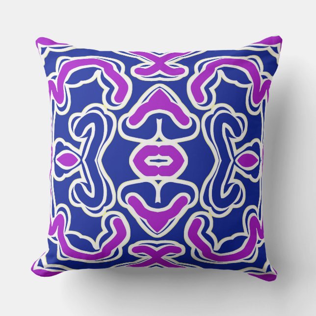 An elegant geometric fabric print pattern design t cushion (Front)