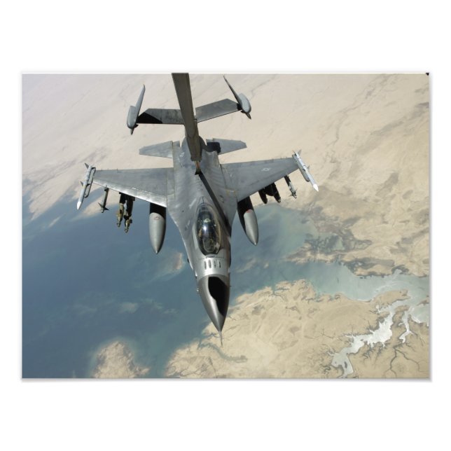 An F-16 Fighting Falcon refuels Photo Print (Front)