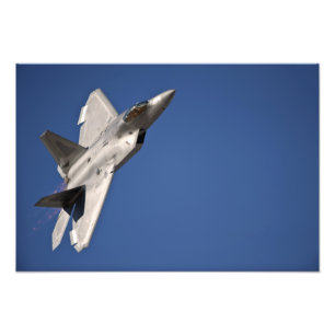 An F-22 Raptor aircraft Photo Print