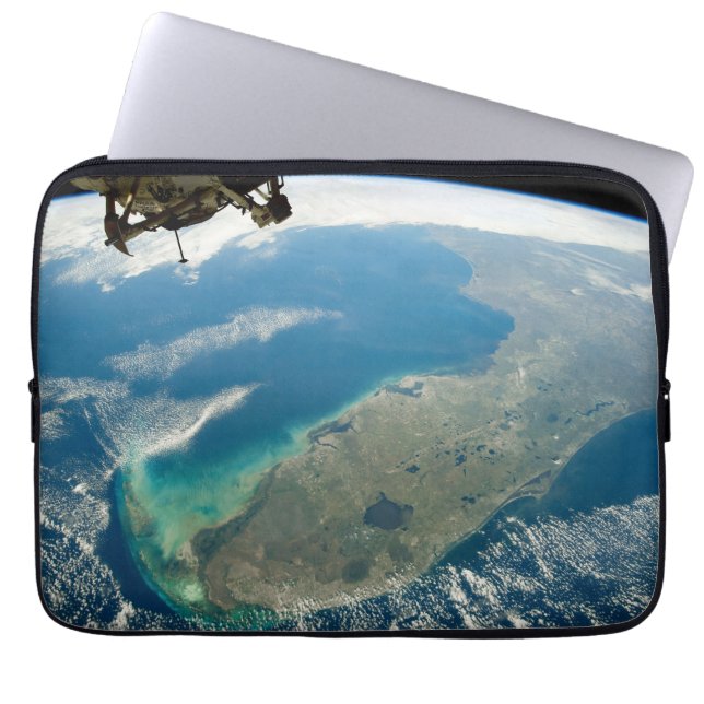 An Oblique Florida, On The Southeastern Coast Laptop Sleeve (Front)
