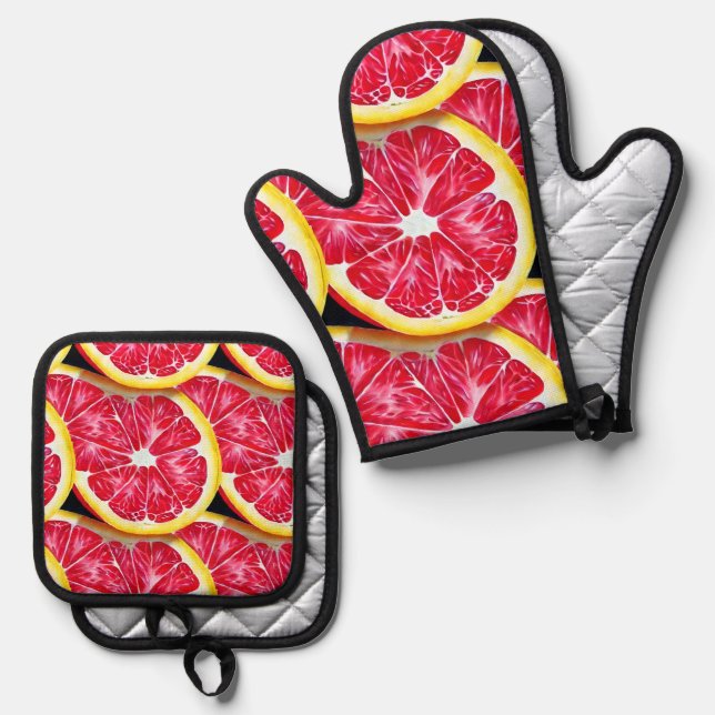 An  oven mitt & pot holder set (Front/Back)
