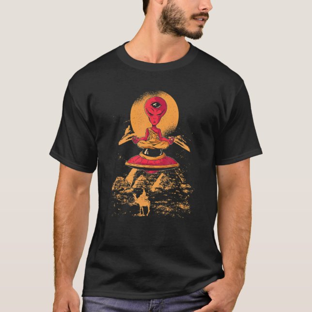 Ancient Alien Abduction Pyramids Ufo Martian T-Shirt (Front)