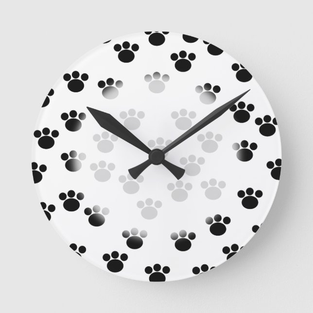 Animal Paw Print Pattern. Black and White. Round Clock (Front)