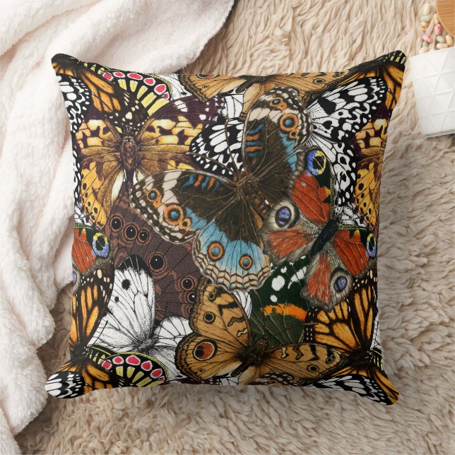 Animal print. Butterfly wings. Cushion (Blanket)