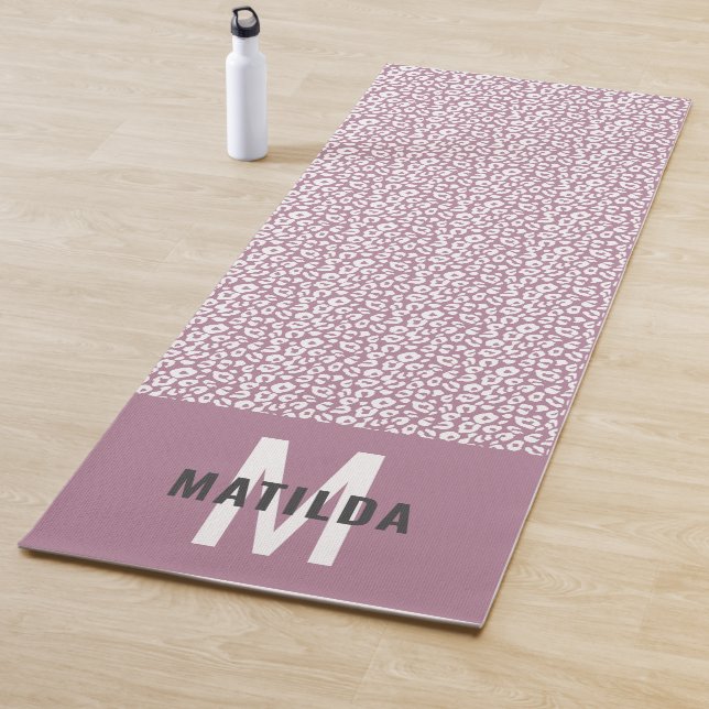 Animal print modern colourful yoga mat (In Situ)
