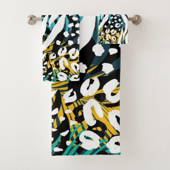 Animal print pattern bath towel set (Insitu)