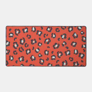 Animal print pattern desk mat