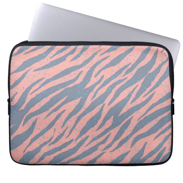 Animal print pattern laptop sleeve (Front)