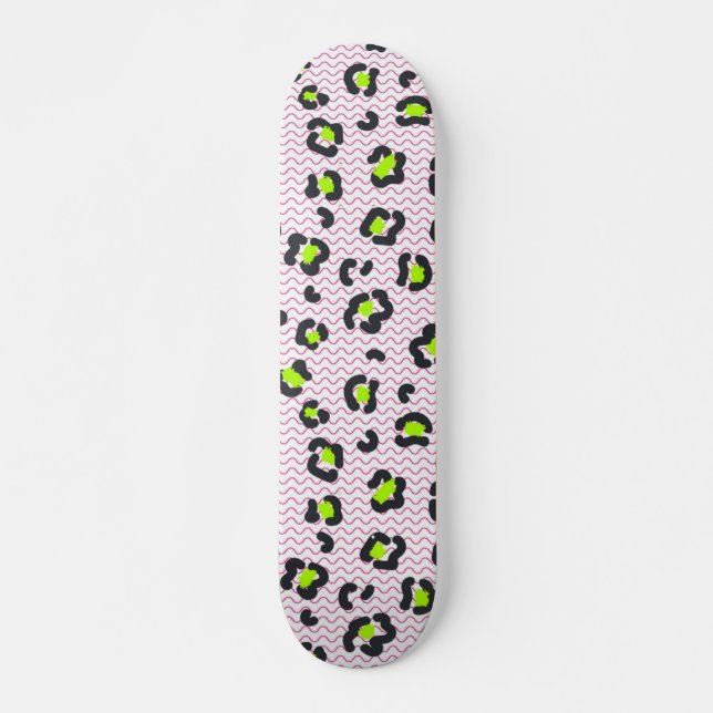 Animal print pattern skateboard (Front)