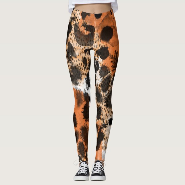 Animal skin: creative leopard pattern. leggings (Front)