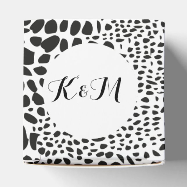 Animal Skin in Black and White Favour Box (Top)