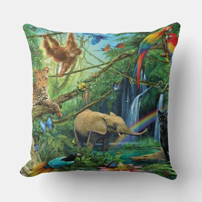 Animals living together cushion (Front)