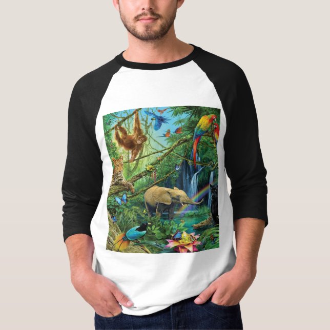 Animals living together throw pillow T-Shirt (Front)