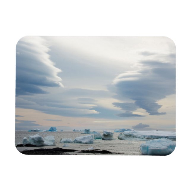 Antarctica. Brown Bluff. Lenticular clouds Magnet (Horizontal)