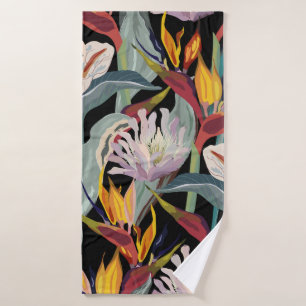 Anthurium and strelitzia seamless vintage pattern. bath towel