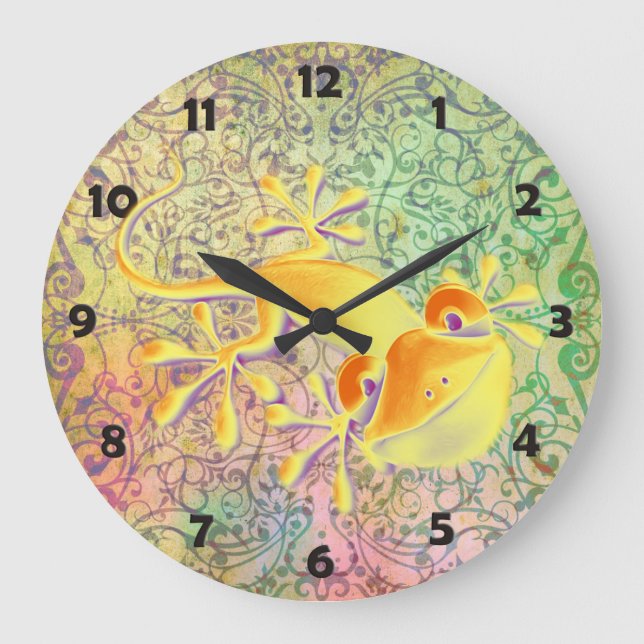 Antique ARTs Ornament Pattern + Smiling Gecko Large Clock (Front)