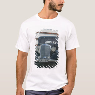 antique mercedes T-Shirt