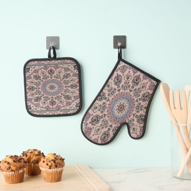 Antique Persian Pattern, Oriental Carpet Oven Mitt & Pot Holder Set (Insitu(Hanging))