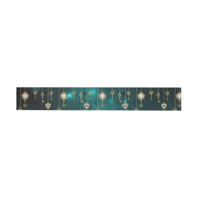 Antique Skeleton Keys on Green Background Wrap Around Label (Individual)
