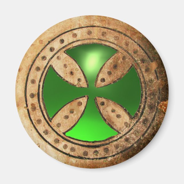 ANTIQUE TEMPLAR CROSS Green Emerald Gem Magnet (Front)