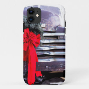 Antique Truck with Festive Christmas Wreath iPhone 11 Case