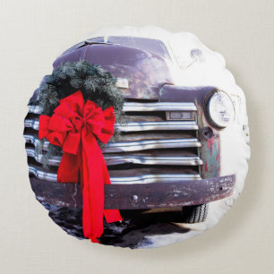 Antique Truck with Festive Christmas Wreath Round Cushion