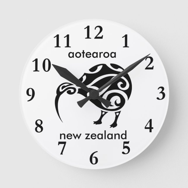aotearoa new zealand kiwi round clock (Front)