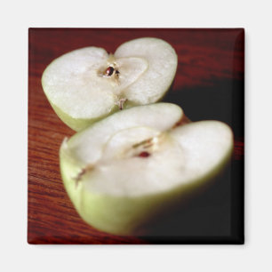 Apple Magnet