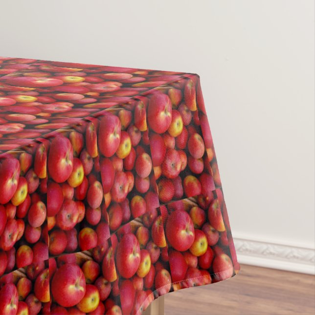 APPLES tablecloth (In Situ)