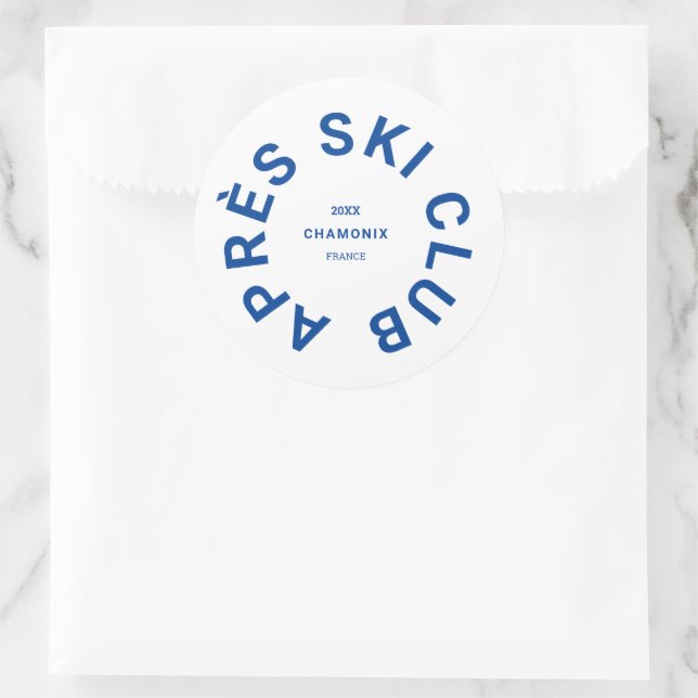 Après Ski Club Cool Blue Ski Resort Crest Classic Round Sticker (Bag)