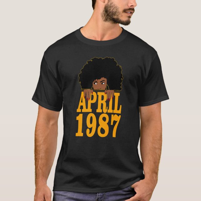 April 1987 35th Birthday 35 Years Old Black Women  T-Shirt (Front)