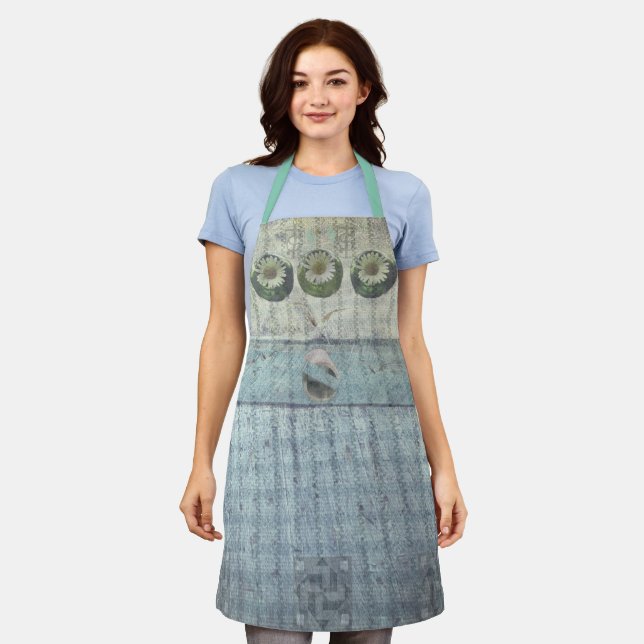  APRON (Worn)
