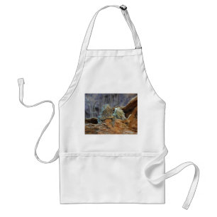 Apron  with two curious lizards