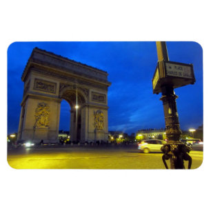 arc triomphe magnet