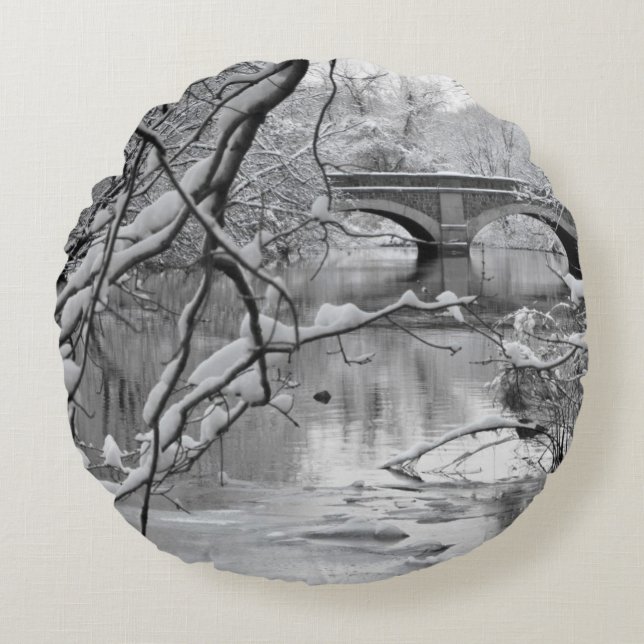 Arch Bridge over Frozen River in Winter Round Cushion (Front)