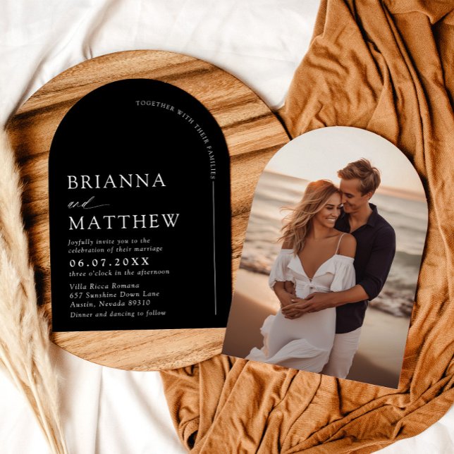 Arch Modern Black & White Minimalist Wedding Invitation (Arch Modern Black & White Minimalist Wedding Invitation)