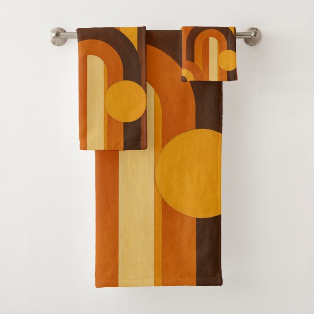 Arches and Sunspots Retro MCM Geometric Design Bath Towel Set (Insitu)