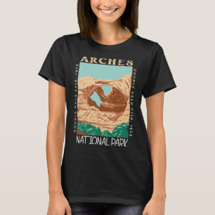Arches National Park Double Arch Utah Vintage Dist T-Shirt