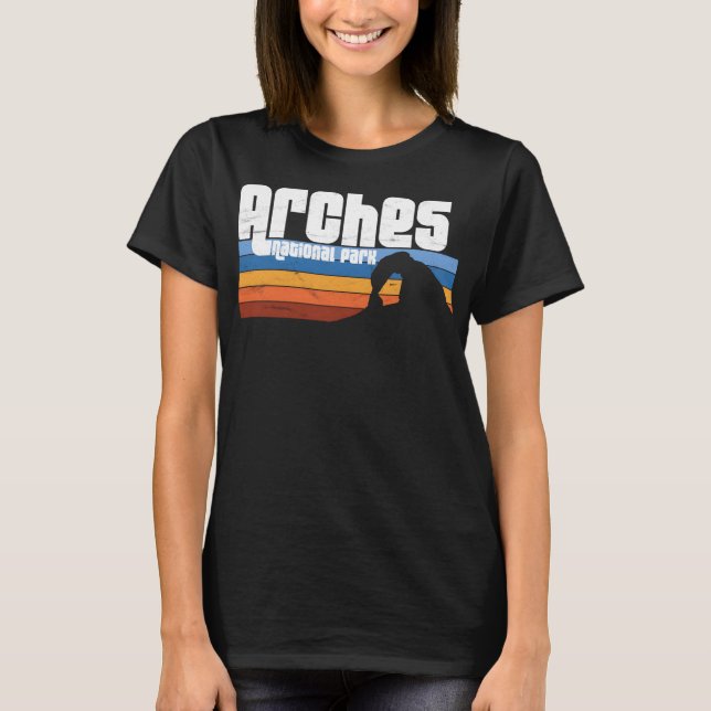 Arches National Park Moab Utah Vacation Retro UT T-Shirt (Front)