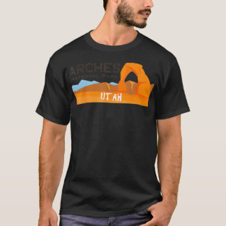 Arches National Park Travel Utah Explore Earth Adv T-Shirt