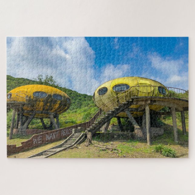 Architecture Photo Futuro House Taiwan 1000 pieces Jigsaw Puzzle (Horizontal)