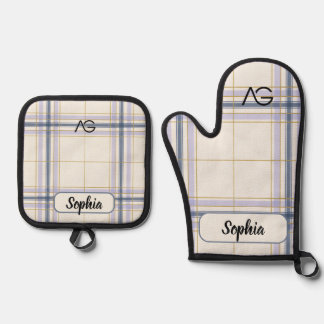 AriaGrace Ivory & Lavender Luxe Plaid Pattern Name Oven Mitt & Pot Holder Set