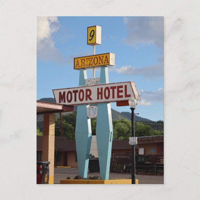 Arizona Motor Hotel on Route 66 Postcard (Front)