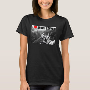 Arizona Surprised Scared Cat Selfie I Love Grand C T-Shirt